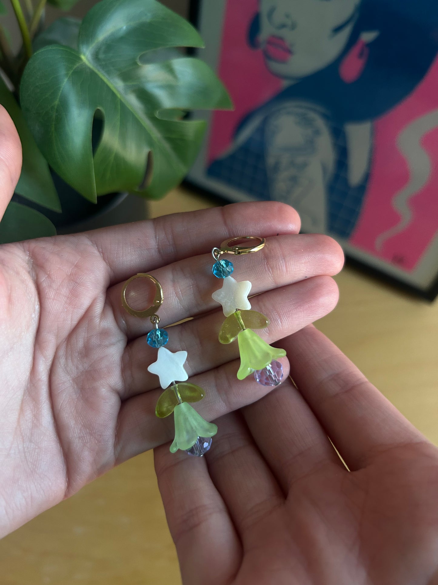 Cute Floral Star Huggies Earrings